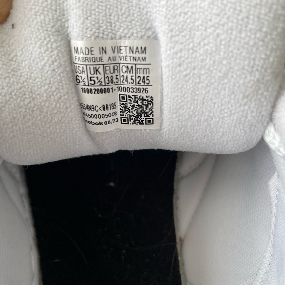 Retro Reebok White Sneakers - Picture 3 of 3